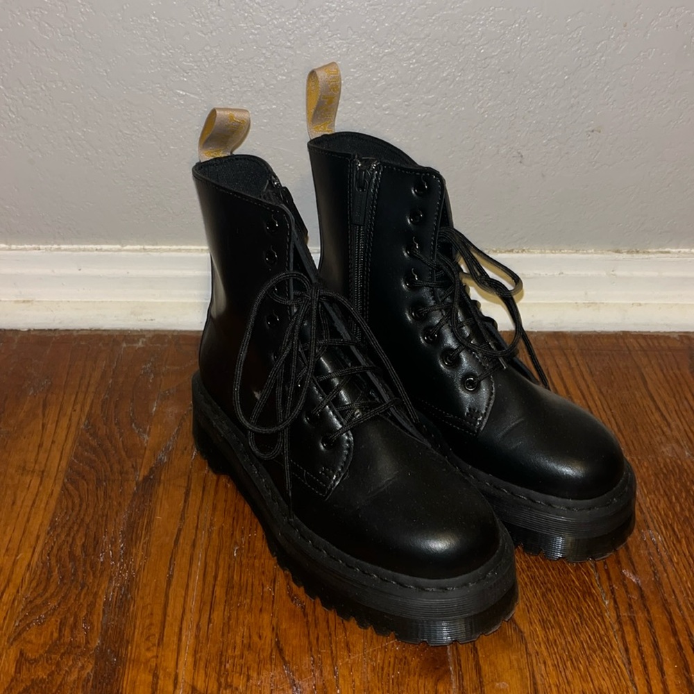 DR MARTENS VEGAN JADON BOOTS